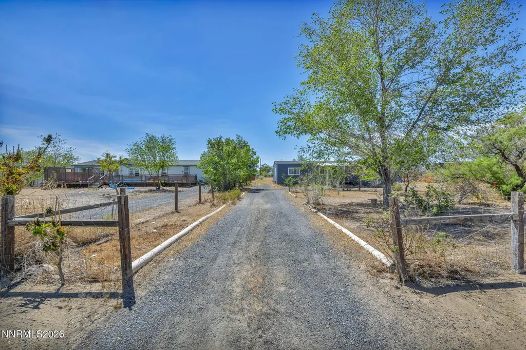 3715 Deodar Silver Springs NV 89429