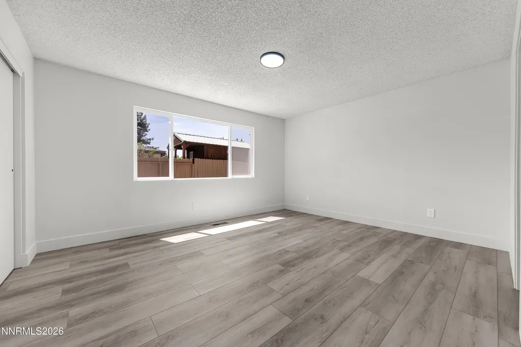 913 Glen Molly Sparks NV 89434
