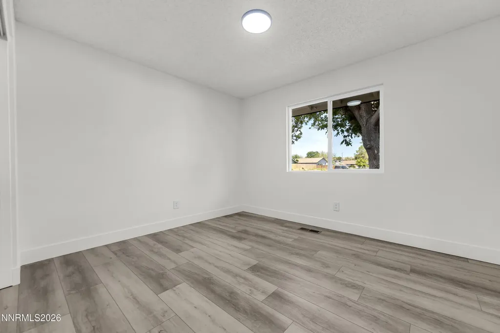 913 Glen Molly Sparks NV 89434