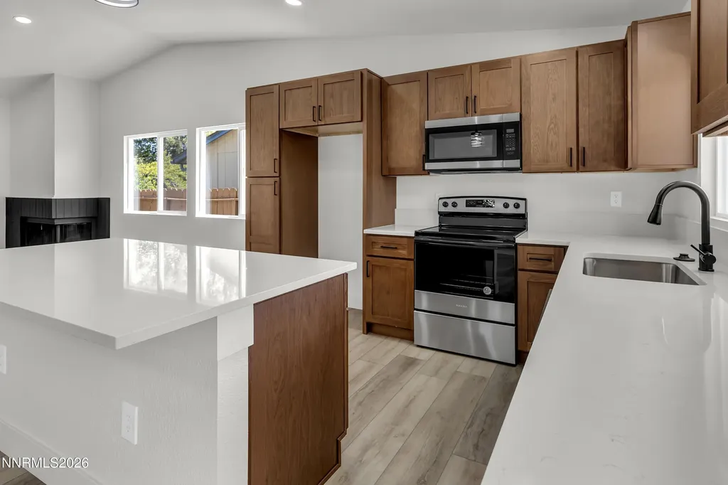 913 Glen Molly Sparks NV 89434