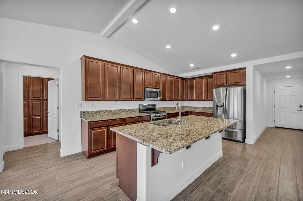 7181 Saddlehorn Carson City NV 89701
