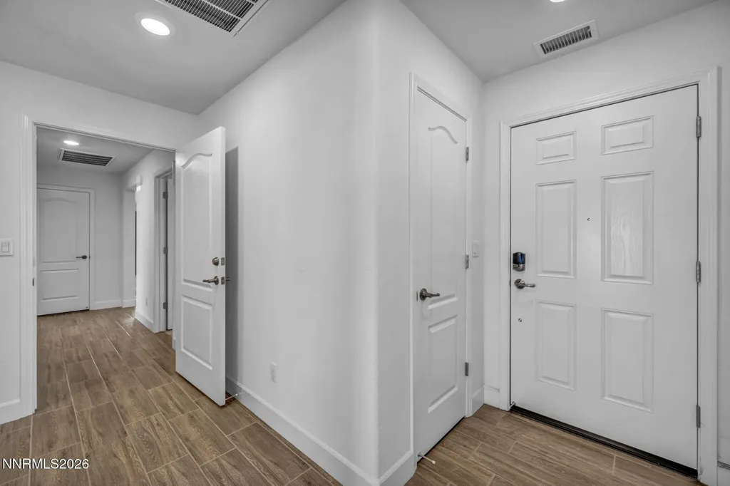 7181 Saddlehorn Carson City NV 89701
