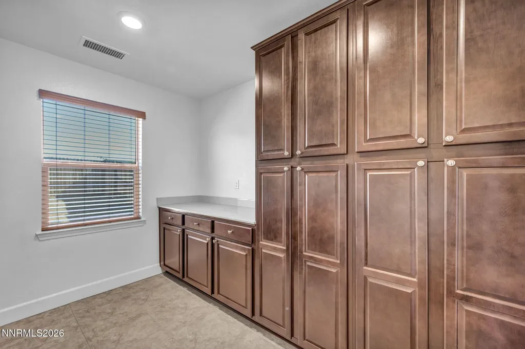 7181 Saddlehorn Carson City NV 89701