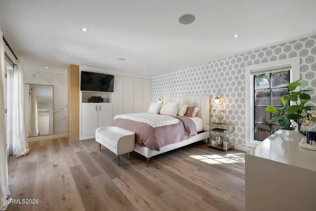 210 Bret Harte Reno NV 89509