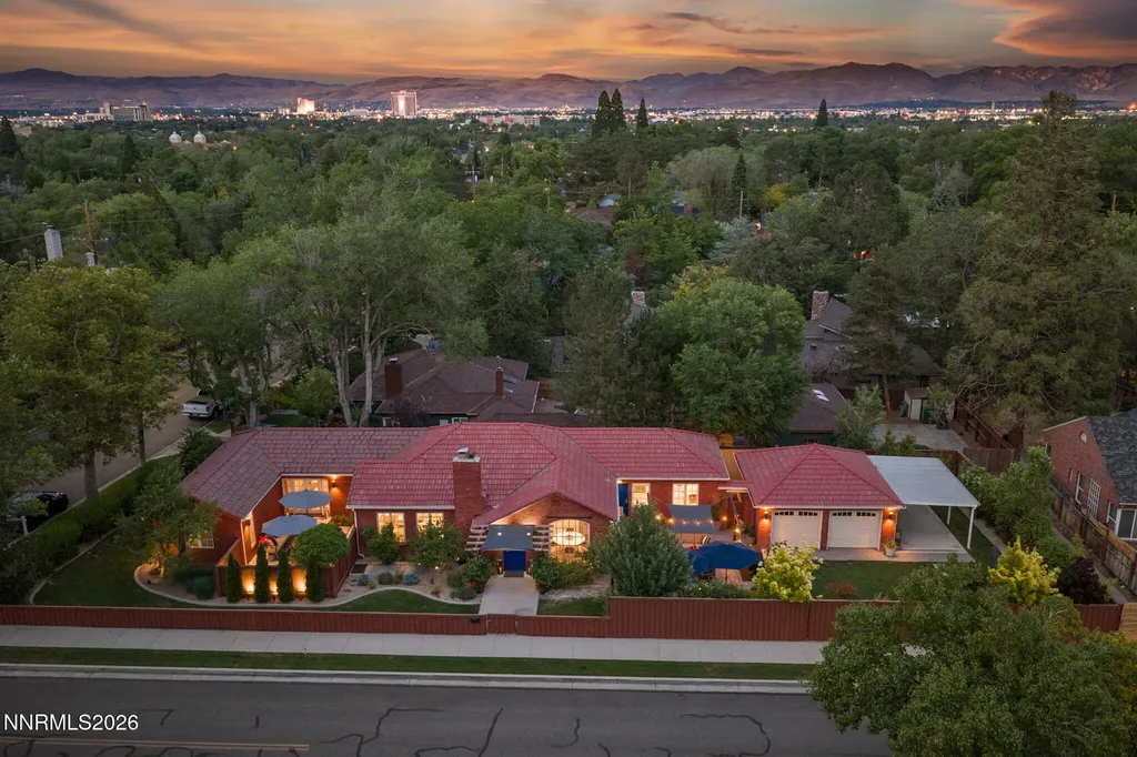 210 Bret Harte Reno NV 89509