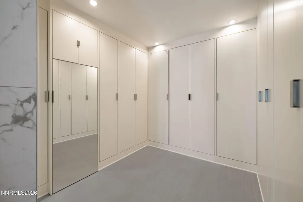210 Bret Harte Reno NV 89509