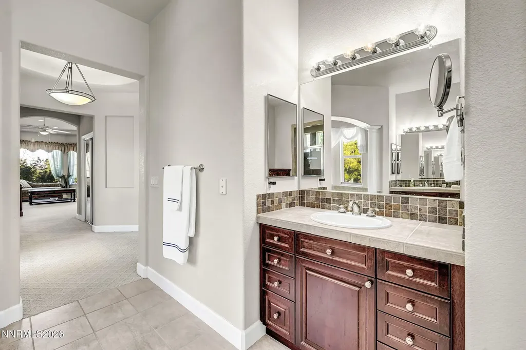 5417 Elk River Reno NV 89511