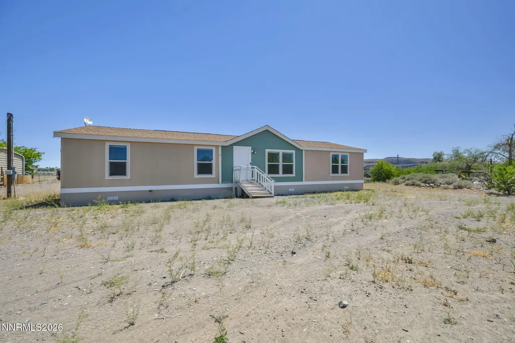 5180 Miwok Silver Springs NV 89429