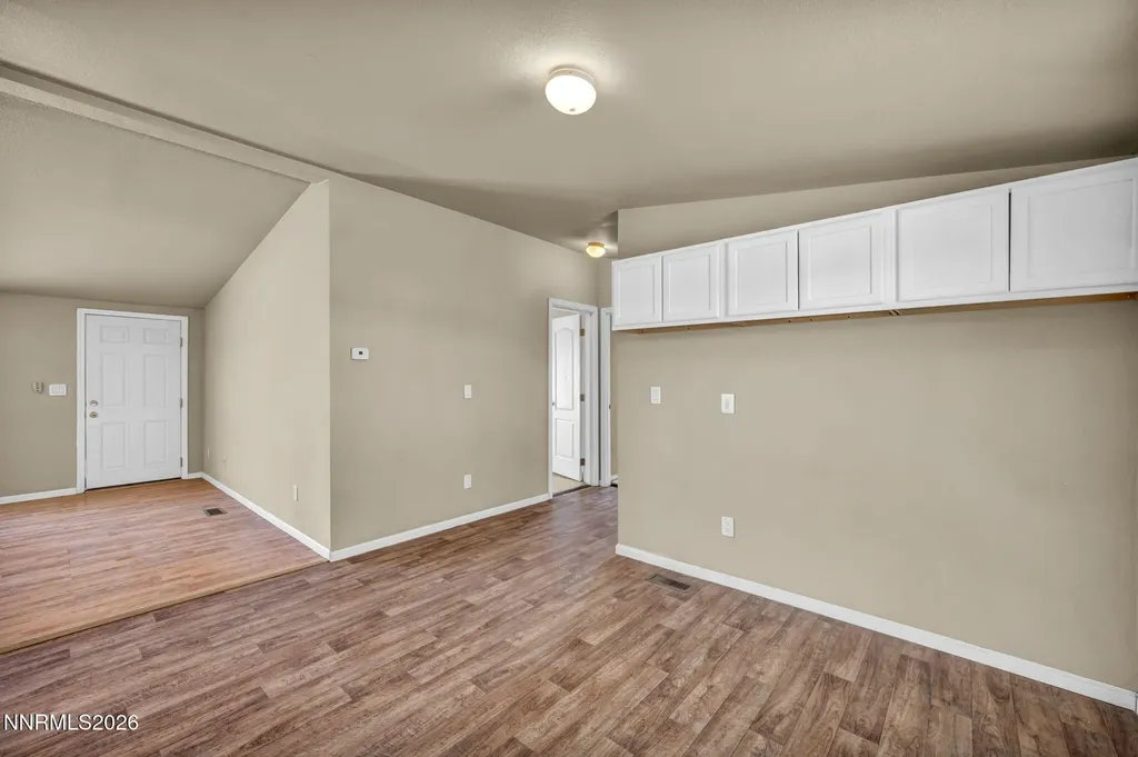 5180 Miwok Silver Springs NV 89429