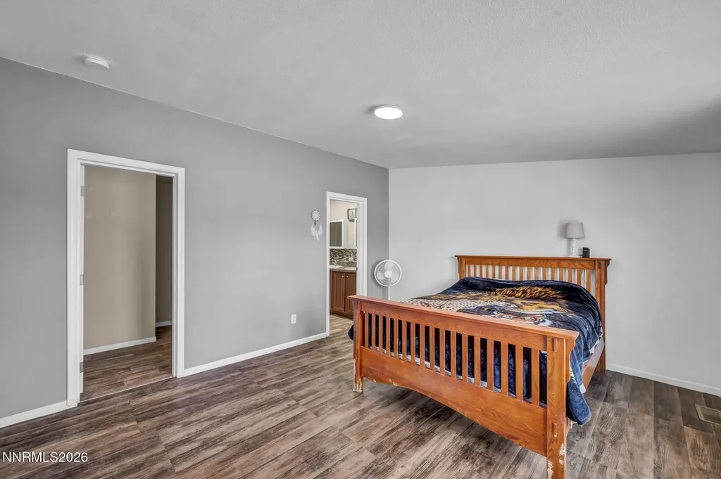 5180 Miwok Silver Springs NV 89429