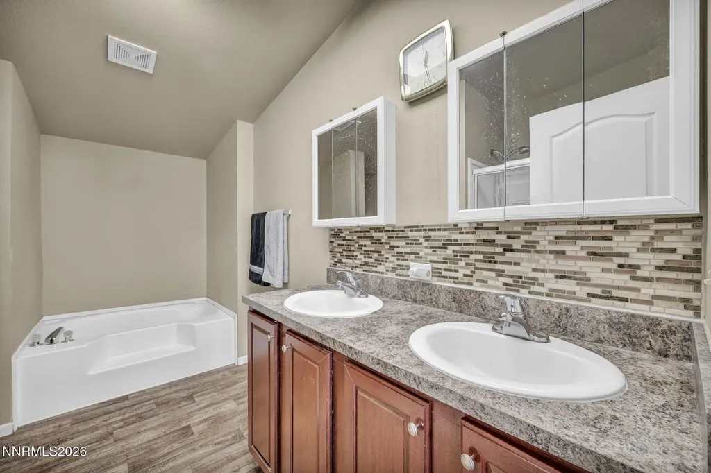 5180 Miwok Silver Springs NV 89429
