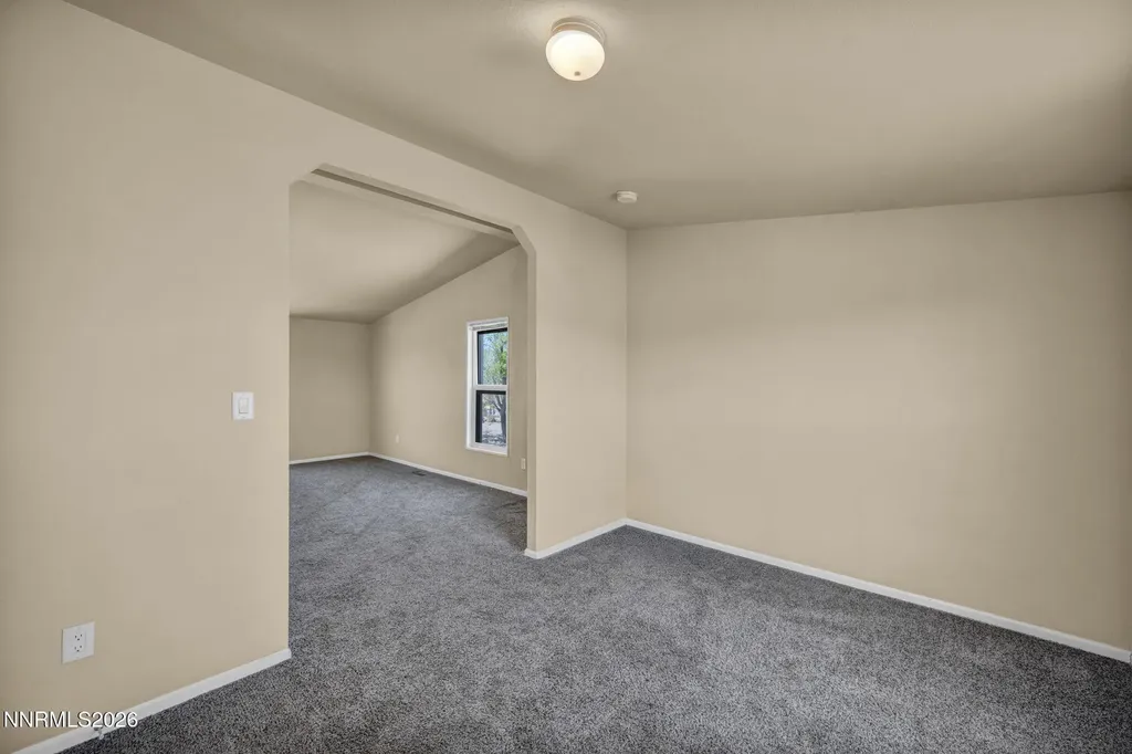 5180 Miwok Silver Springs NV 89429