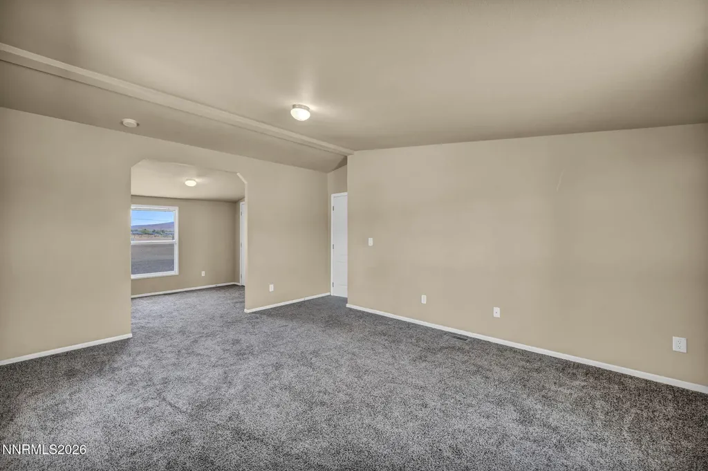 5180 Miwok Silver Springs NV 89429