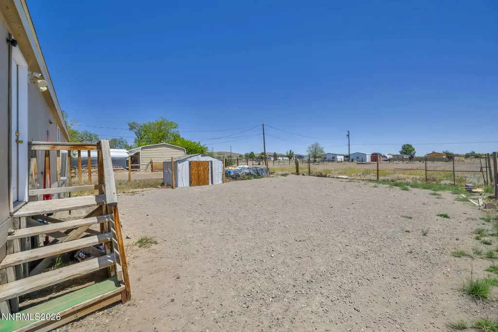 5180 Miwok Silver Springs NV 89429