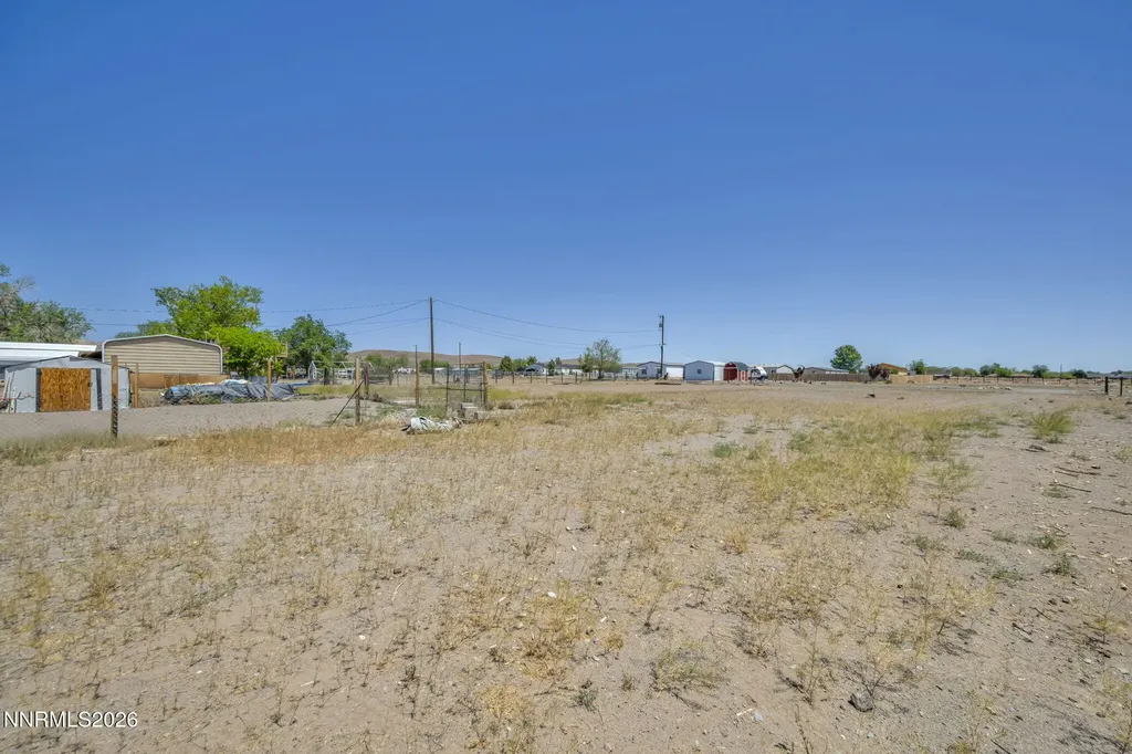 5180 Miwok Silver Springs NV 89429
