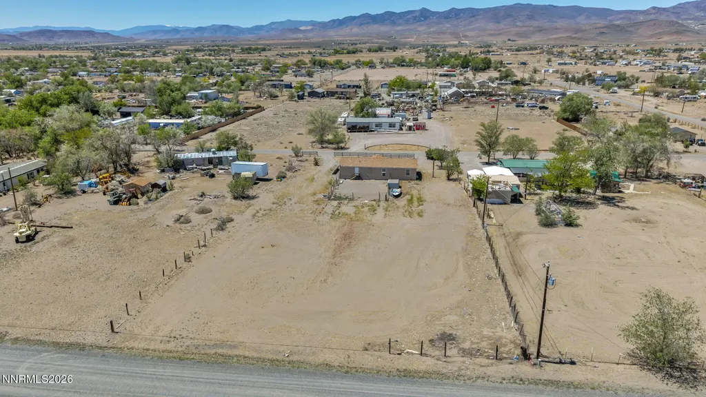5180 Miwok Silver Springs NV 89429