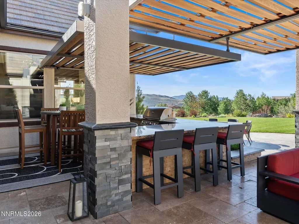 5444 Salmon River Reno NV 89511