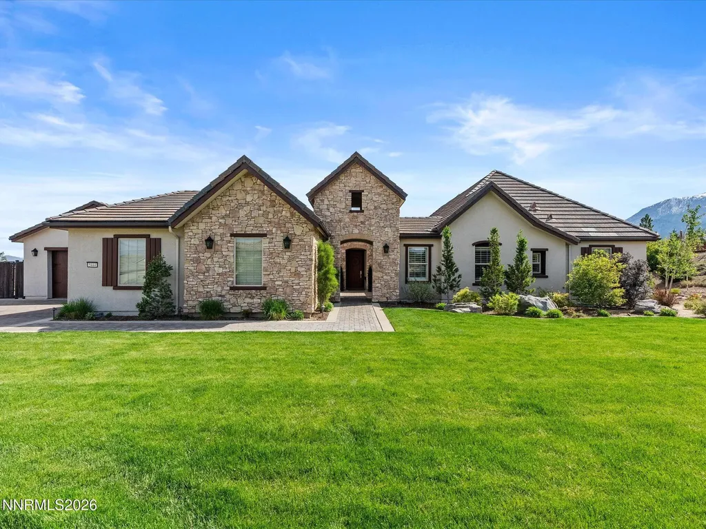 5444 Salmon River Reno NV 89511
