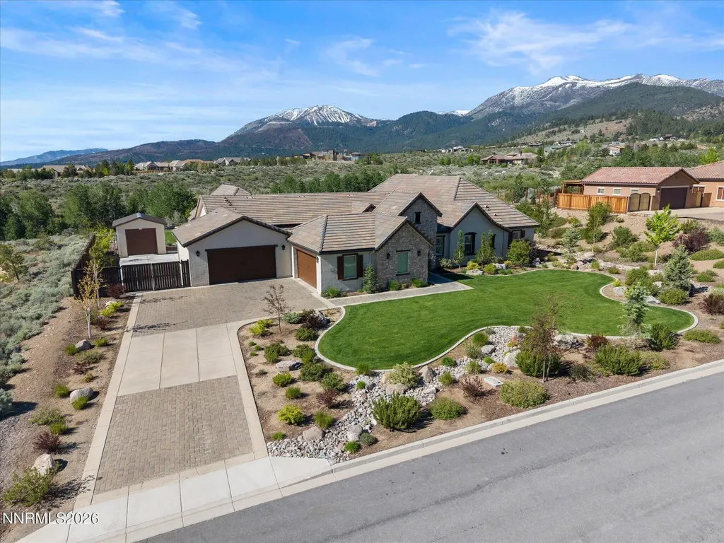 5444 Salmon River Reno NV 89511