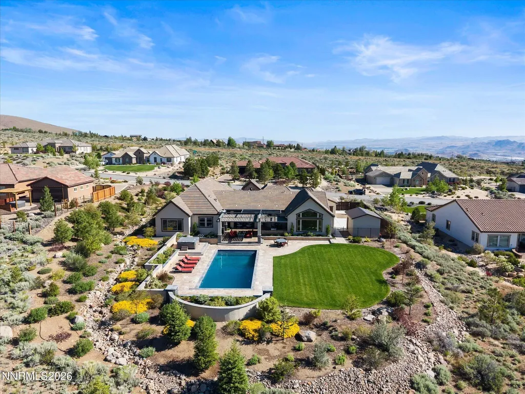 5444 Salmon River Reno NV 89511