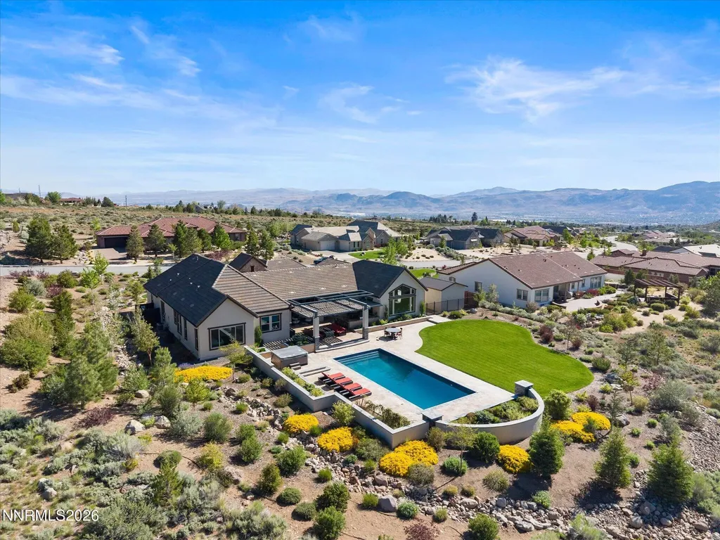 5444 Salmon River Reno NV 89511