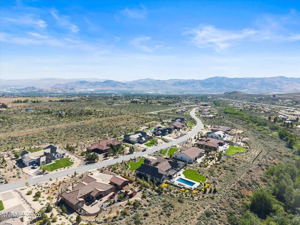 5444 Salmon River Reno NV 89511