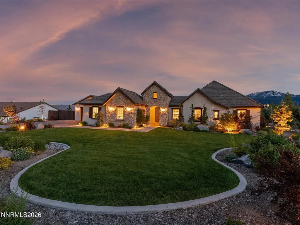 5444 Salmon River Reno NV 89511