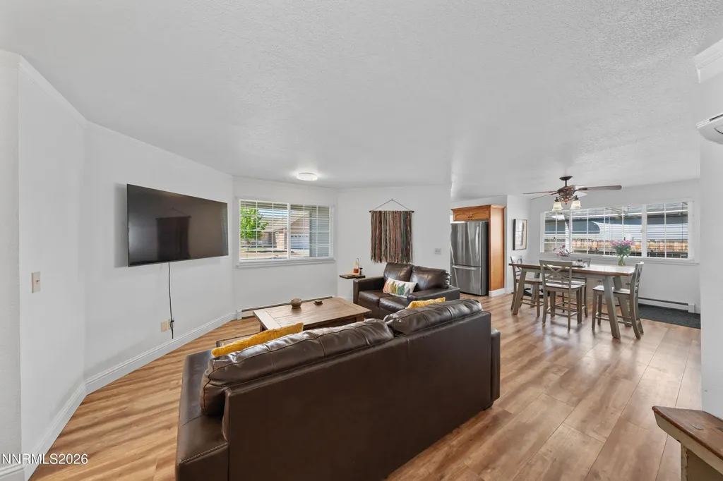 693 Lassen Gardnerville NV 89460