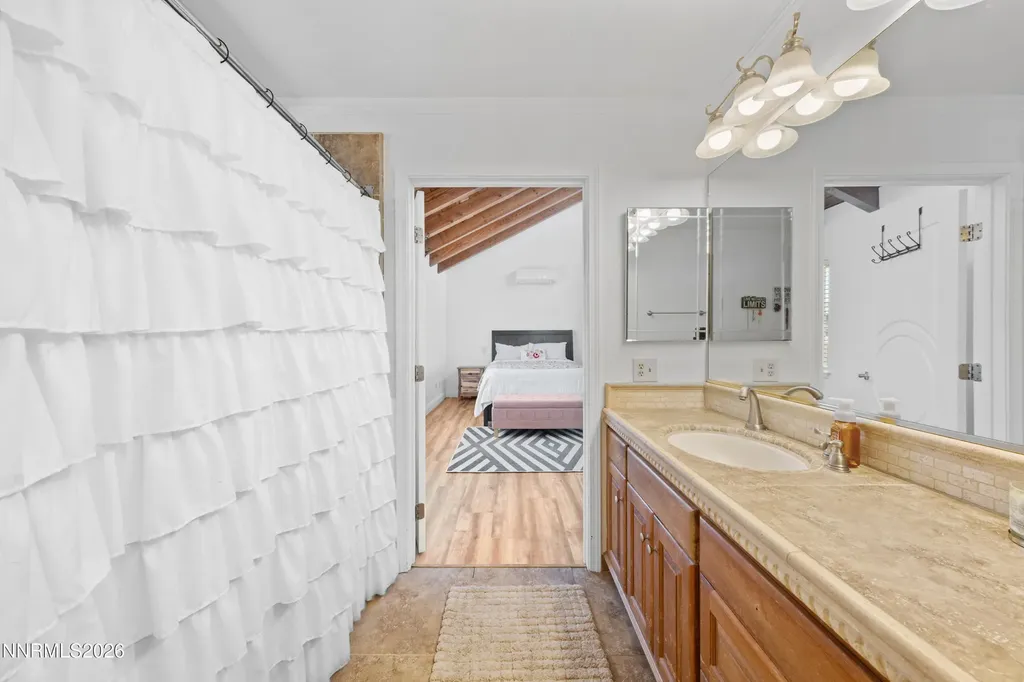693 Lassen Gardnerville NV 89460