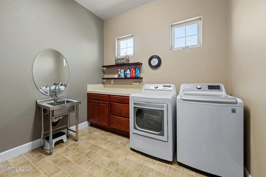 1024 Winters Dayton NV 89403