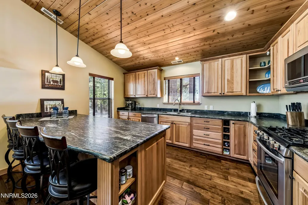 877 Northwood Incline Village NV 89451