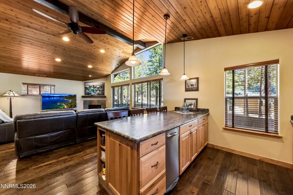 877 Northwood Incline Village NV 89451