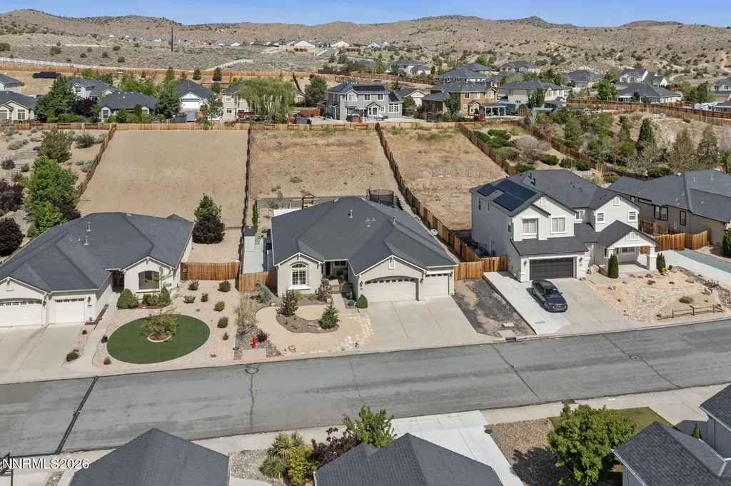 1305 Sticklebract Sparks NV 89441