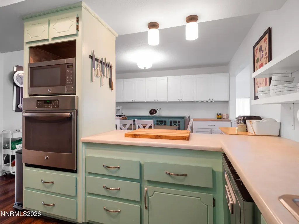 1314 Toiyabe Gardnerville NV 89410