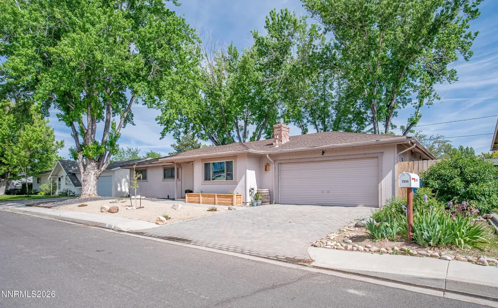 1314 Toiyabe Gardnerville NV 89410