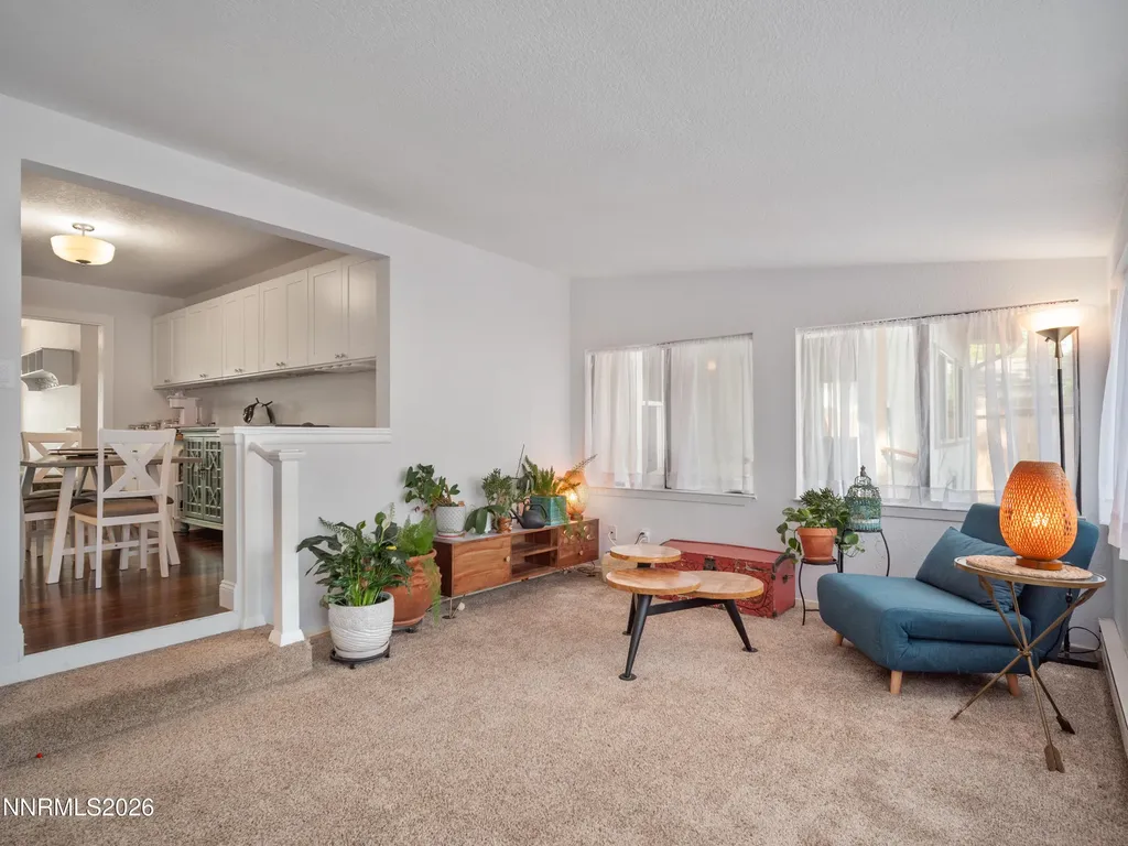 1314 Toiyabe Gardnerville NV 89410