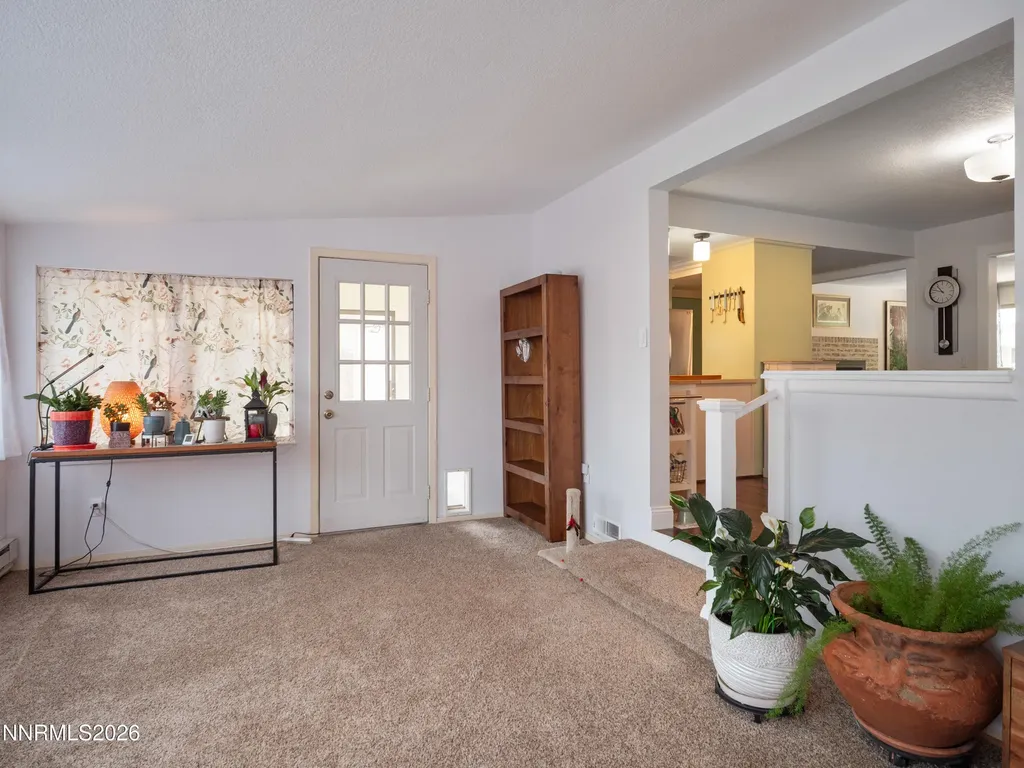 1314 Toiyabe Gardnerville NV 89410