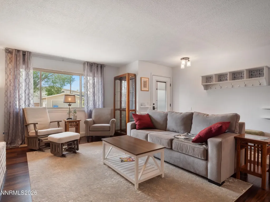 1314 Toiyabe Gardnerville NV 89410