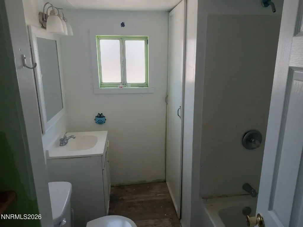 2780 Winnemucca Silver Springs NV 89429