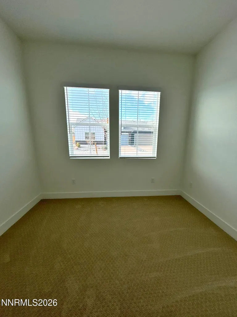 7328 Oakmont Sparks NV 89436