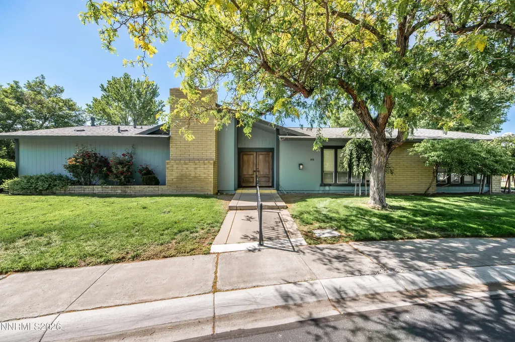 849 Woodberry Sparks NV 89434