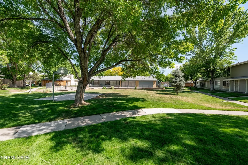 849 Woodberry Sparks NV 89434
