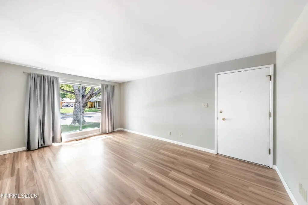 849 Woodberry Sparks NV 89434