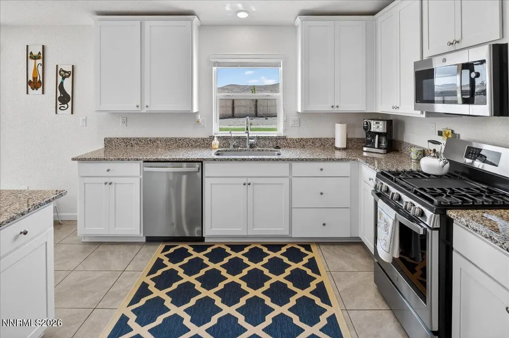578 Pine Creek Dayton NV 89403