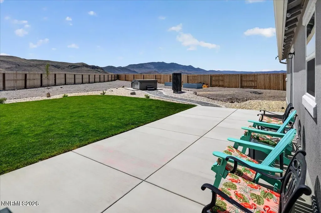 578 Pine Creek Dayton NV 89403