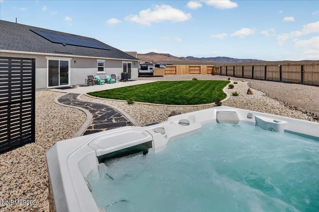 578 Pine Creek Dayton NV 89403