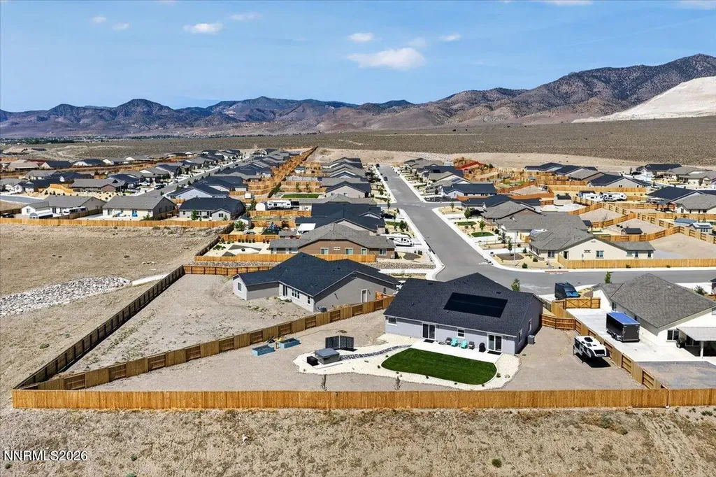 578 Pine Creek Dayton NV 89403