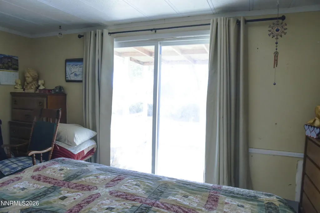 3716 Cypress Silver Springs NV 89429