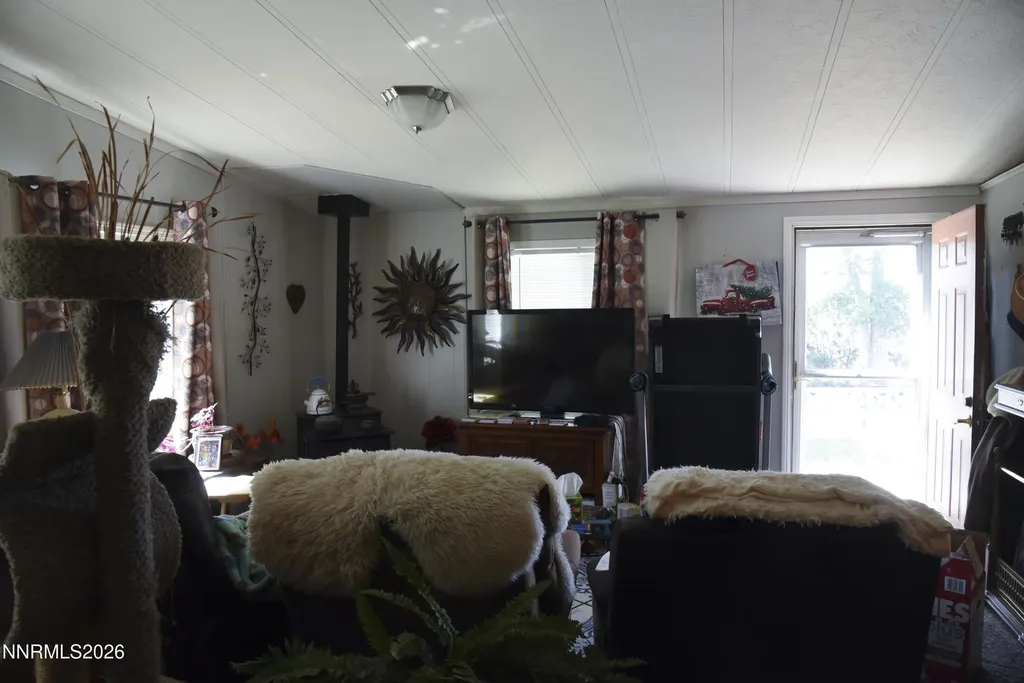 3716 Cypress Silver Springs NV 89429