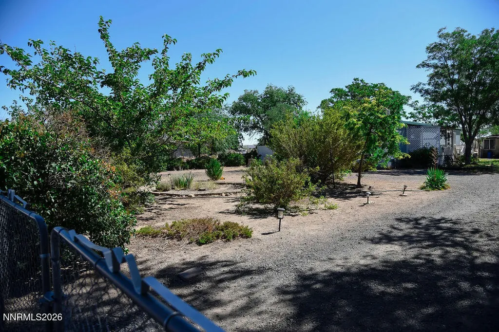 3716 Cypress Silver Springs NV 89429
